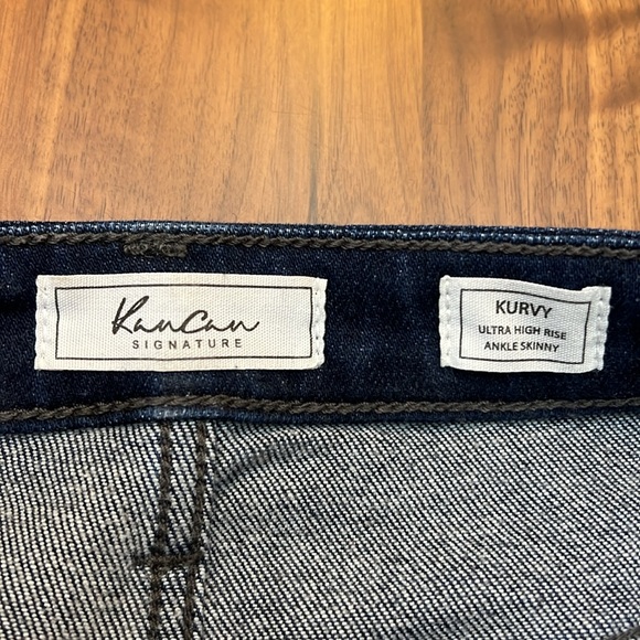 KanCan jeans - Picture 2 of 3
